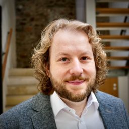 Prof. Dr. Florian Wahl