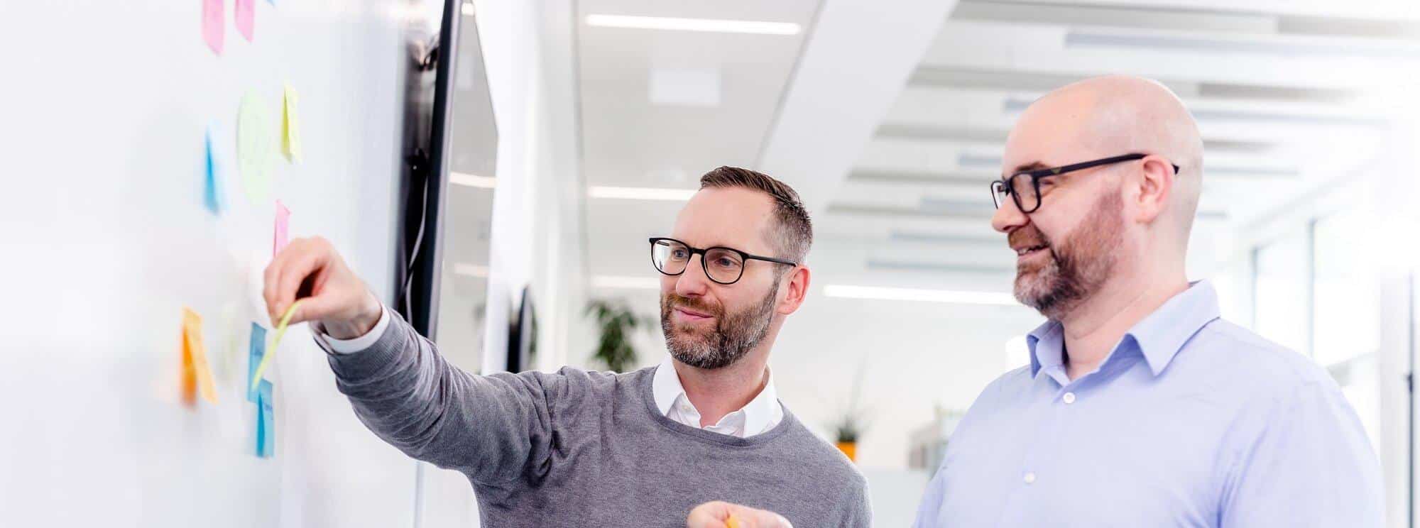 Was passiert bei Verstößen gegen den EU AI Act? - mITSM